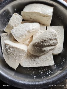 Продаю солёную брынзу козью смешанную с овечьей