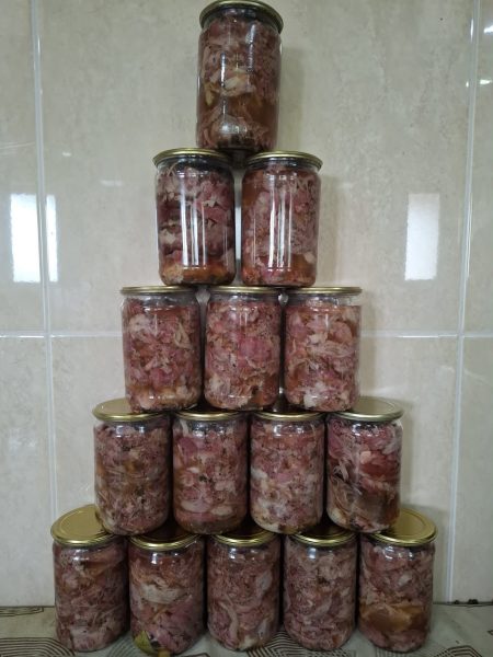 Carne înăbușită de casa
